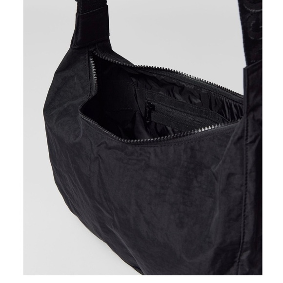BAGGU Medium Nylon Crescent Bag - Picture 5 of 10